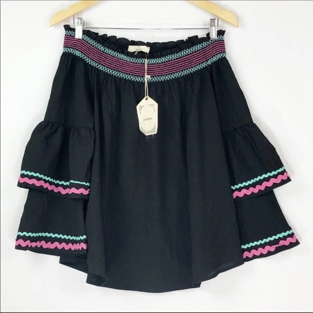 🔥 Entro black off the shoulder tunic top NWt